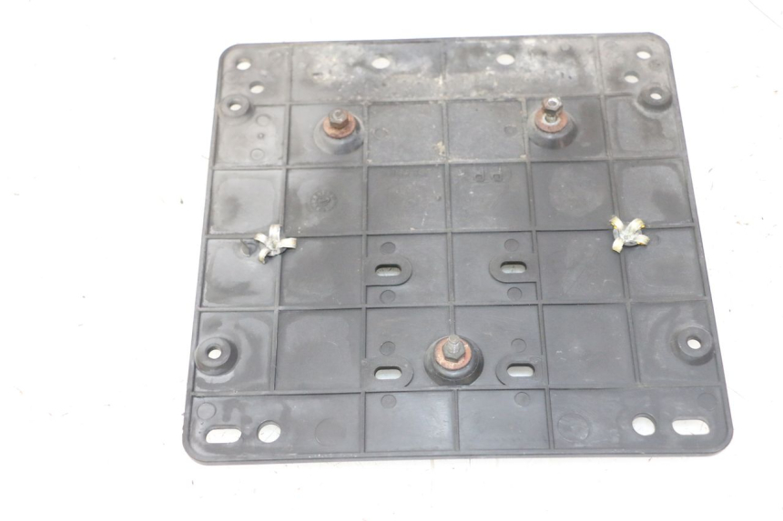 photo de PORTA MATRICULA PIAGGIO X9 EVOLUTION 125 (2003 - 2007)