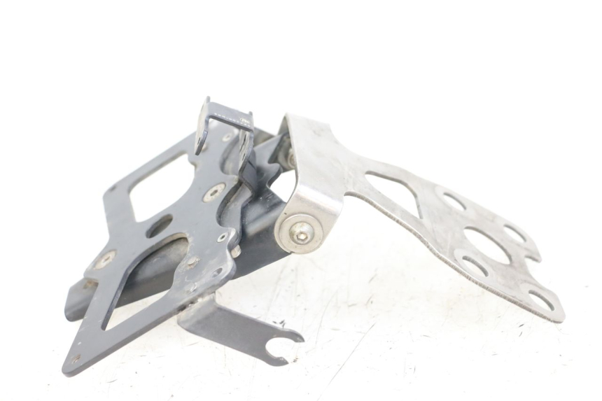 photo de PORTA MATRICULA YAMAHA XJ6 ABS 600 (2008 - 2016)