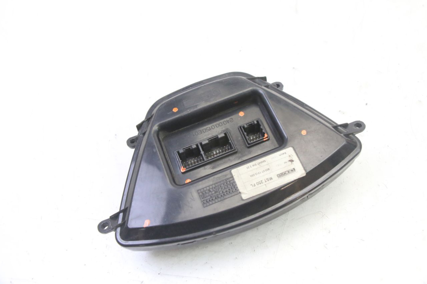photo de PANEL DE INSTRUMENTOS PIAGGIO X9 EVOLUTION 125 (2003 - 2007)