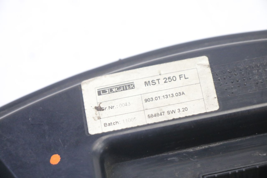 photo de PANEL DE INSTRUMENTOS PIAGGIO X9 EVOLUTION 125 (2003 - 2007)