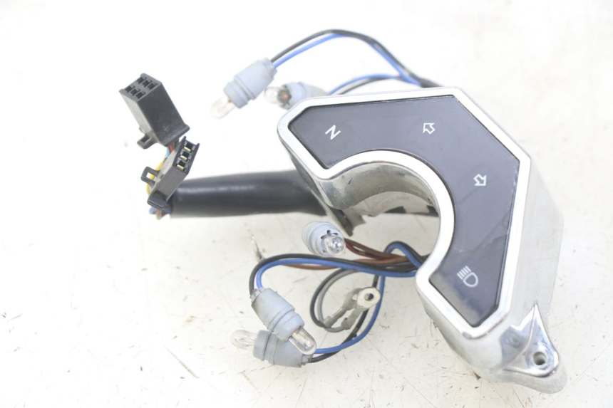 photo de INSTRUMENTOS YAMAHA XJN DIVERSION 600 (2000 - 2003)