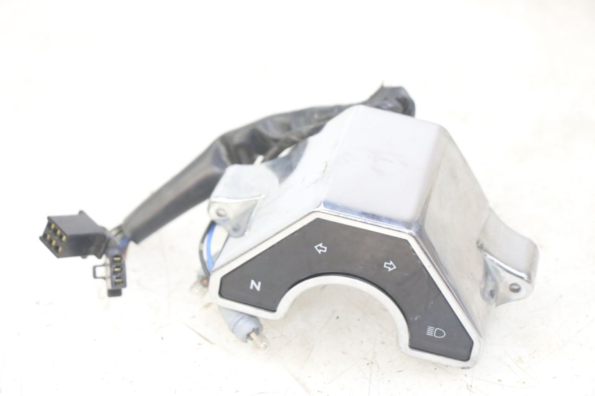 photo de INSTRUMENTOS YAMAHA XJN DIVERSION 600 (2000 - 2003)