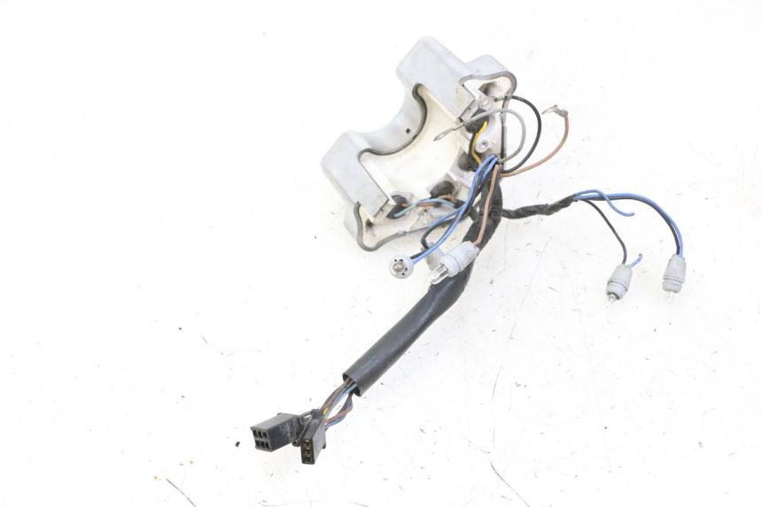 photo de INSTRUMENTOS YAMAHA XJN DIVERSION 600 (2000 - 2003)