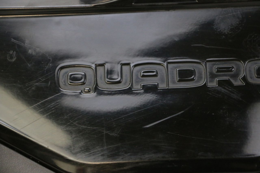 photo de TAPA FRONTAL INTERIOR QUADRO 4 4D 350 (2015 - 2018)