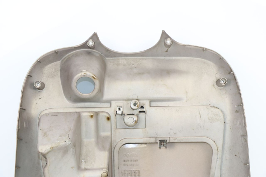 photo de TAPA FRONTAL INTERIOR APRILIA SCARABEO GT 125 (1999 - 2007)