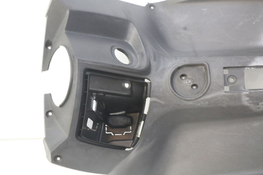 photo de PANEL INTERIOR APRILIA SR 2T 50 (2012 - 2017)