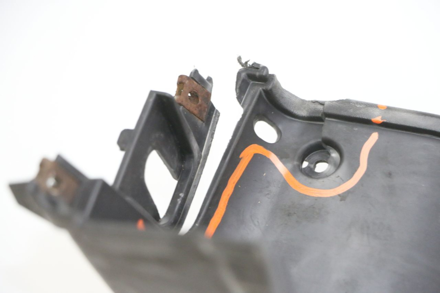 photo de PANEL INTERIOR SUZUKI BURGMAN 125 (2007 - 2014)