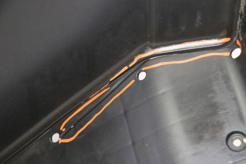 photo de PANEL INTERIOR SUZUKI BURGMAN 125 (2007 - 2014)