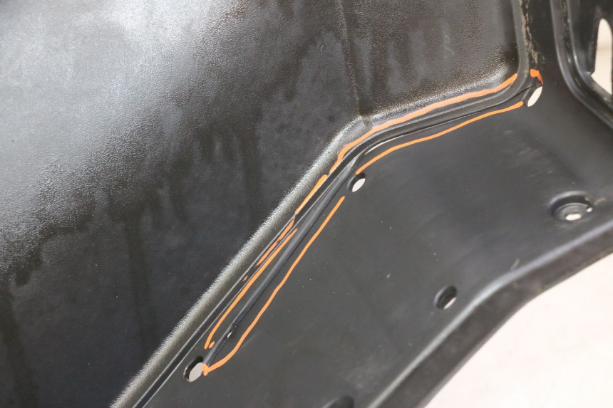 photo de PANEL INTERIOR SUZUKI BURGMAN 125 (2007 - 2014)