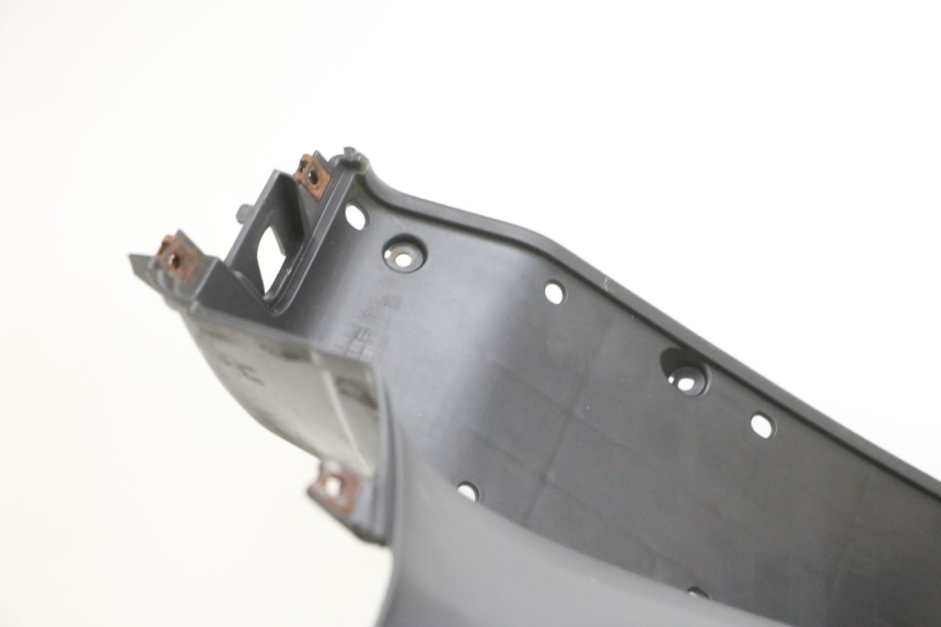 photo de PANEL INTERIOR SUZUKI BURGMAN 125 (2007 - 2014) - Perfil de la pieza de repuesto