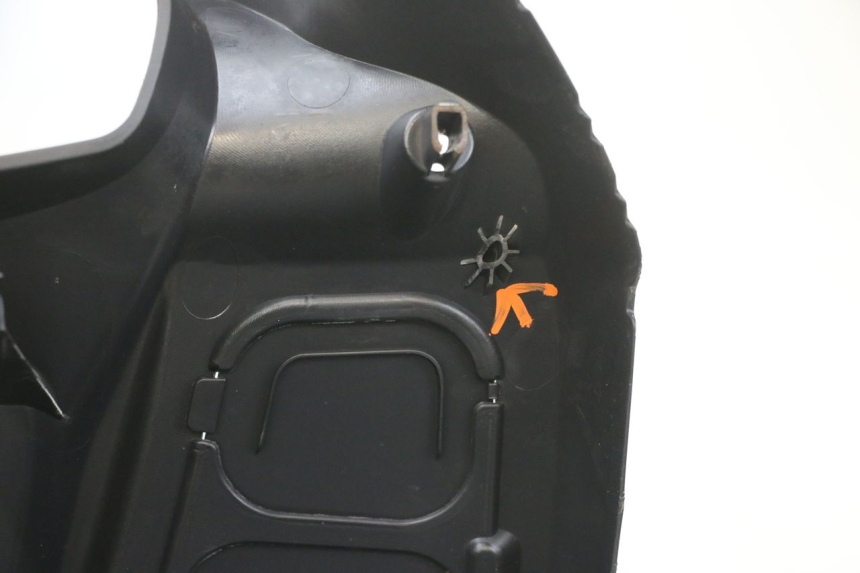 photo de PANEL INTERIOR SUZUKI BURGMAN 125 (2007 - 2014) - Marcados y referencias originales