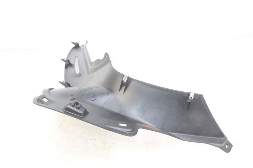 photo de PANEL INTERIOR DERECHO PIAGGIO BEVERLY 125 (2010 - 2015)