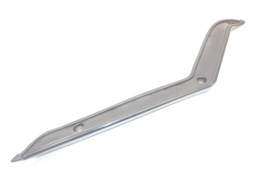 photo de TAPA FRONTAL INTERIOR KAWASAKI GTR 1000 (1994 - 2004)