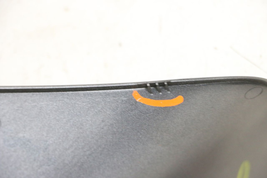 photo de TAPA FRONTAL INTERIOR YAMAHA TRICITY 300 (2020 - 2024) - Otra perspectiva