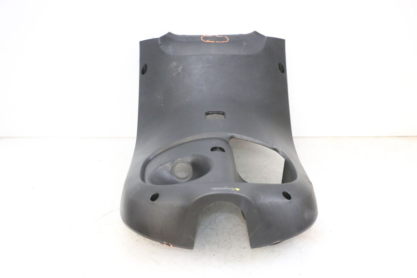 photo de TAPA FRONTAL INTERIOR SEGWAY NINEBOT E125S 1 (2022 - 2026) - Primer plano de alta resolución