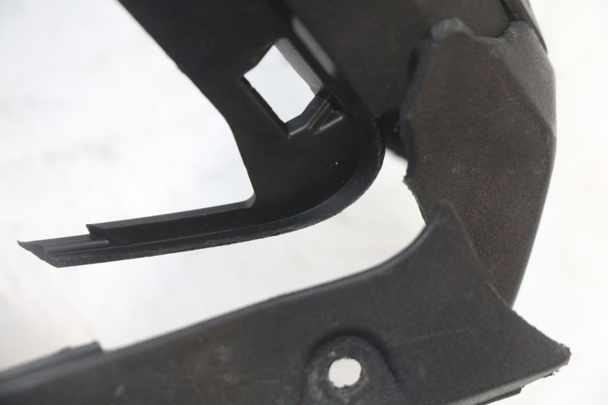 photo de TAPA FRONTAL INTERIOR LONGJIA EASY MAX 125 (2020 - 2024)