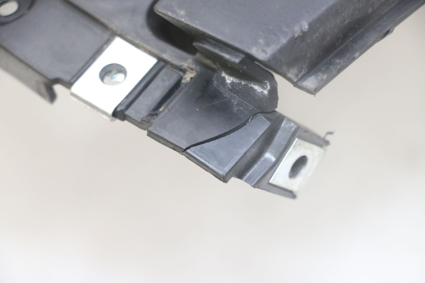 photo de TAPA FRONTAL INTERIOR HONDA FORZA ABS 300 (2013 - 2019)