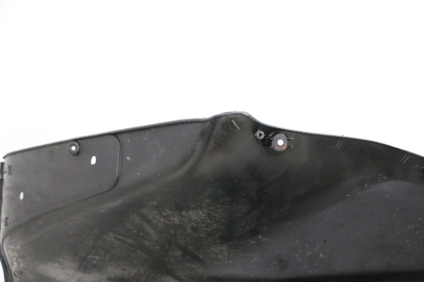 photo de TAPA FRONTAL INTERIOR DAELIM HISTORY 125 (2001 - 2002) - Otra vista del artículo