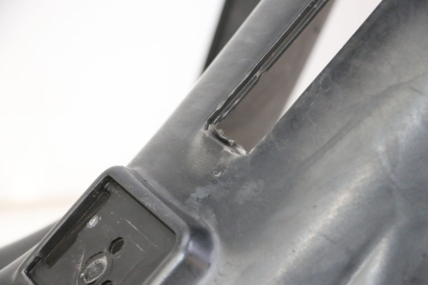 photo de TAPA FRONTAL INTERIOR DAELIM HISTORY 125 (2001 - 2002) - Zoom estado de uso