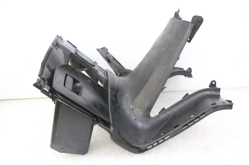 photo de TAPA FRONTAL INTERIOR HONDA FES S-WING SWING 125 (2007 - 2015)