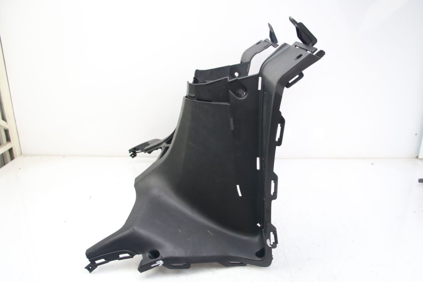 photo de TABLERO INTERIOR INFERIOR KYMCO DOWNTOWN ABS 125 (2015 - 2017)