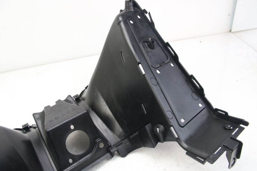 photo de TABLERO INTERIOR INFERIOR KYMCO DOWNTOWN ABS 125 (2015 - 2017)