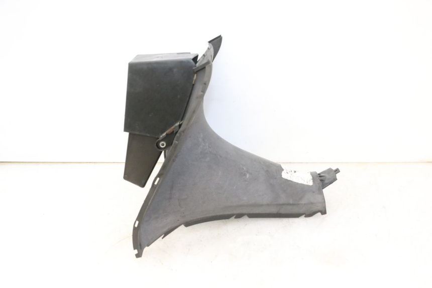 photo de TAPA FRONTAL BAJO YAMAHA YP MAJESTY 125 (2007 - 2010)