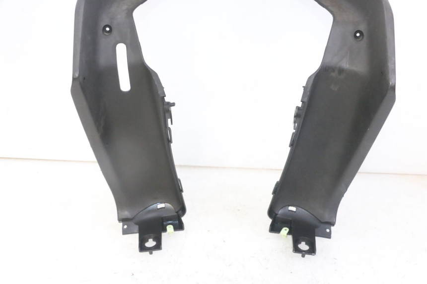 photo de TAPA FRONTAL INTERIOR PEUGEOT JET FORCE CARBU 50 (2003 - 2016)