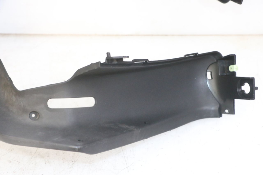 photo de TAPA FRONTAL INTERIOR PEUGEOT JET FORCE CARBU 50 (2003 - 2016)