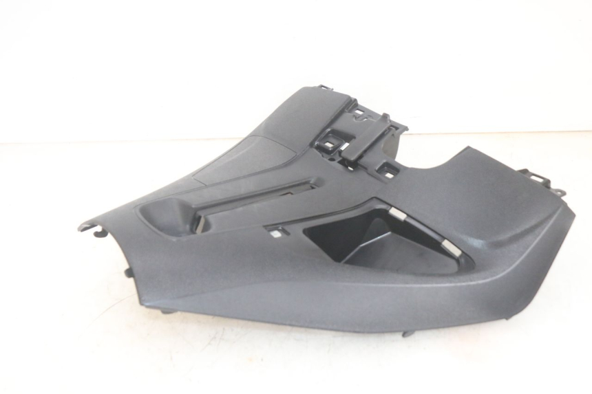 photo de TAPA FRONTAL INTERIOR PIAGGIO MP3 HPE 300 (2019 - 2026) - Vista general del producto