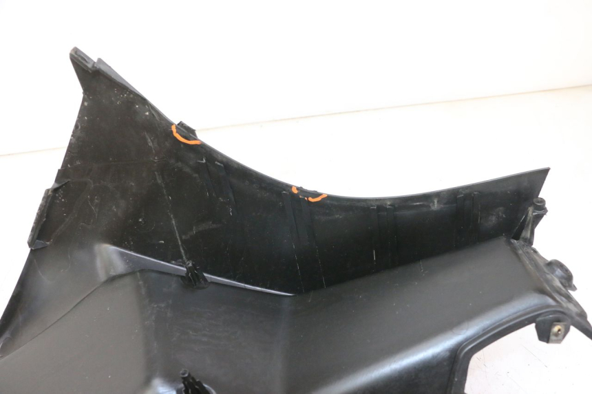 photo de TAPA FRONTAL INTERIOR PIAGGIO MP3 LT 300 (2010 - 2016)