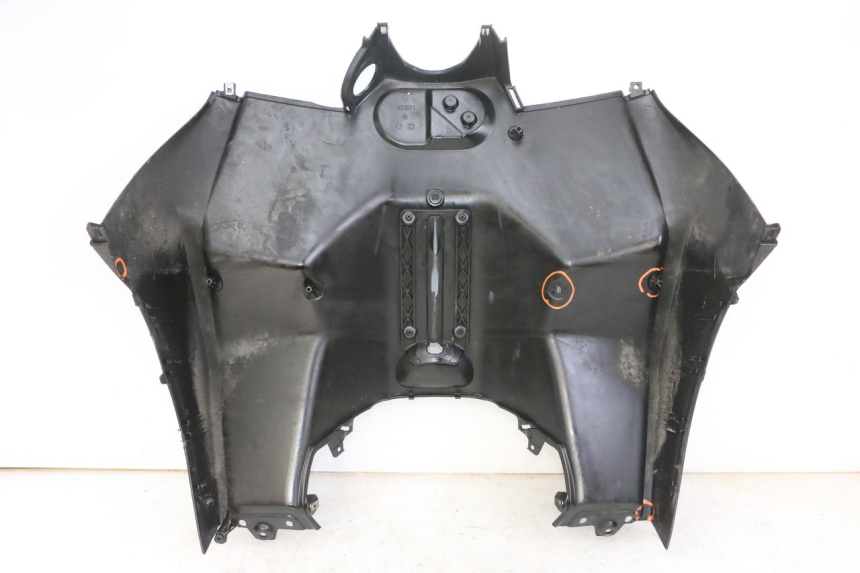 photo de TAPA FRONTAL INTERIOR PIAGGIO MP3 LT 400 (2007 - 2012)