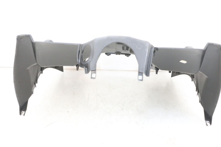 photo de TAPA FRONTAL INTERIOR PIAGGIO MP3 RL 250 (2007 - 2010) - Zoom estado de uso