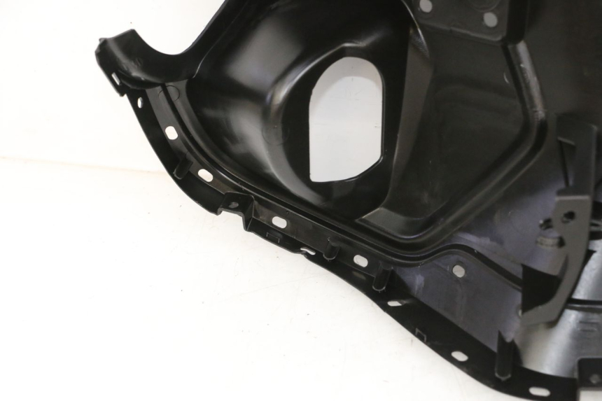 photo de TAPA FRONTAL INTERIOR YAMAHA NEO'S CORE 1 (2022 - 2026) - Inspección visual detallada