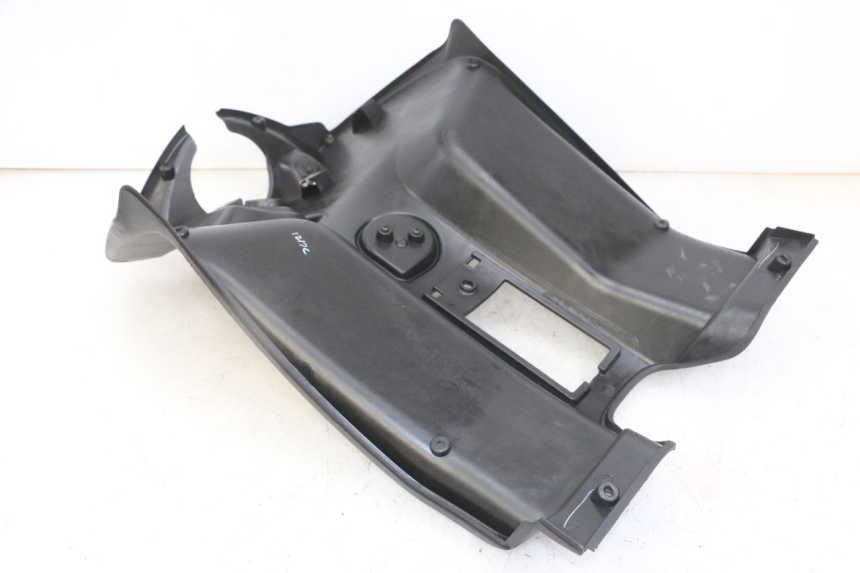 photo de TAPA FRONTAL INTERIOR PIAGGIO NEW TYPHOON 50 (2018 - 2021)