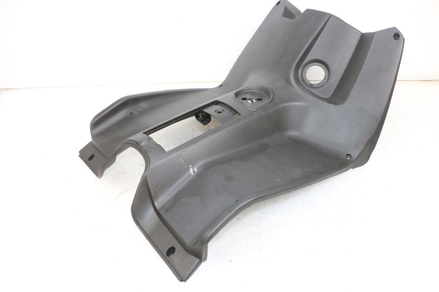 photo de TAPA FRONTAL INTERIOR PIAGGIO NEW TYPHOON 50 (2018 - 2021) - Detalle de la pieza