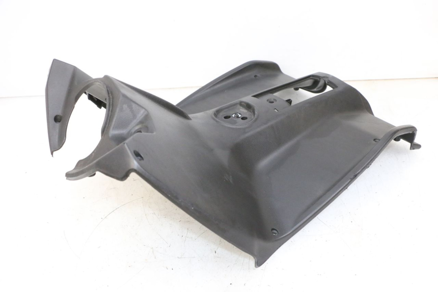 photo de TAPA FRONTAL INTERIOR PIAGGIO NEW TYPHOON 50 (2018 - 2021) - Primer plano técnico