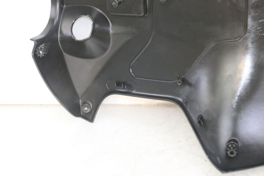 photo de TAPA FRONTAL INTERIOR PIAGGIO NRG POWER PUREJET 50 (2018 - 2021)