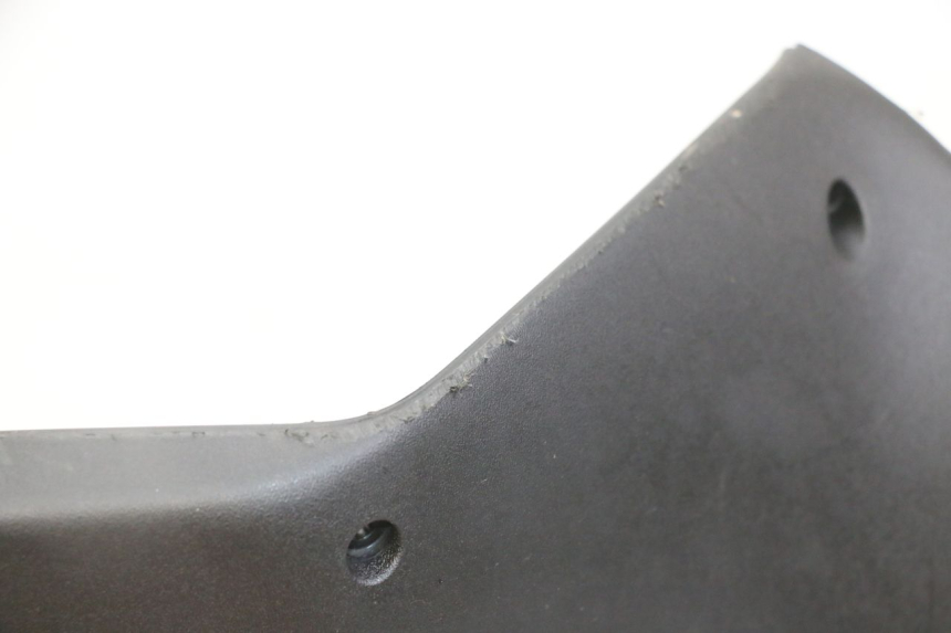 photo de TAPA FRONTAL INTERIOR PIAGGIO NRG POWER PUREJET 50 (2018 - 2021)