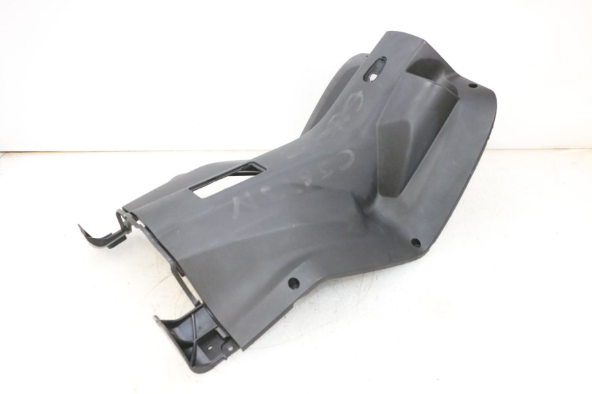 photo de TAPA FRONTAL INTERIOR SYM ORBIT 2 50 (2008 - 2014) - Detalles de los puntos de fijación