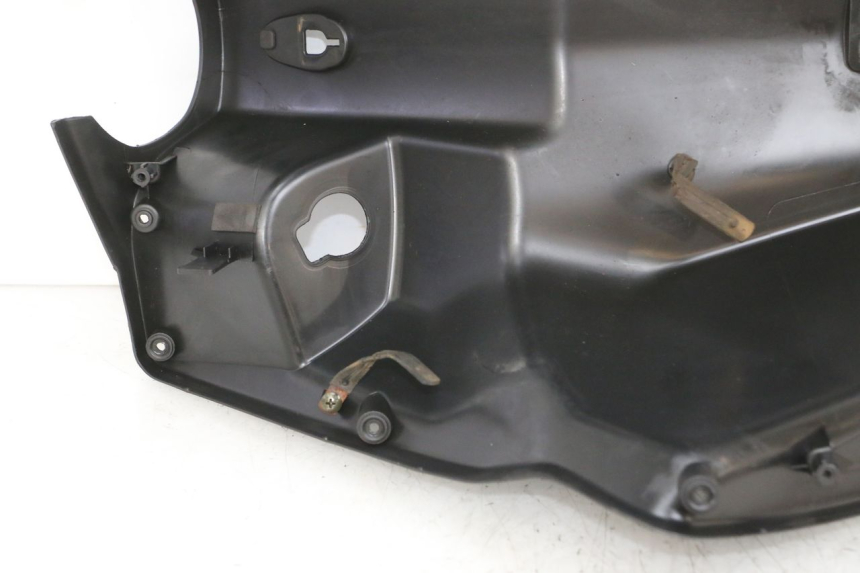 photo de TAPA FRONTAL INTERIOR SYM ORBIT III 3 4T 50 (2021 - 2025) - Zoom estado de uso