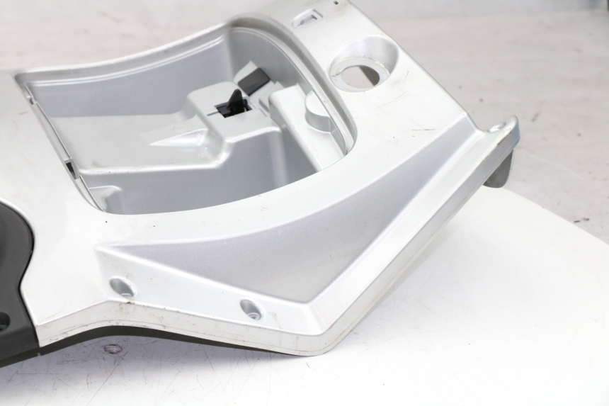 photo de TAPA FRONTAL INTERIOR KYMCO PEOPLE S 125 (2000 - 2008)