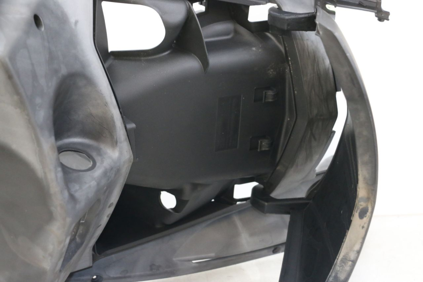 photo de TAPA FRONTAL INTERIOR PEUGEOT GEOPOLIS RS 125 (2007 - 2009)