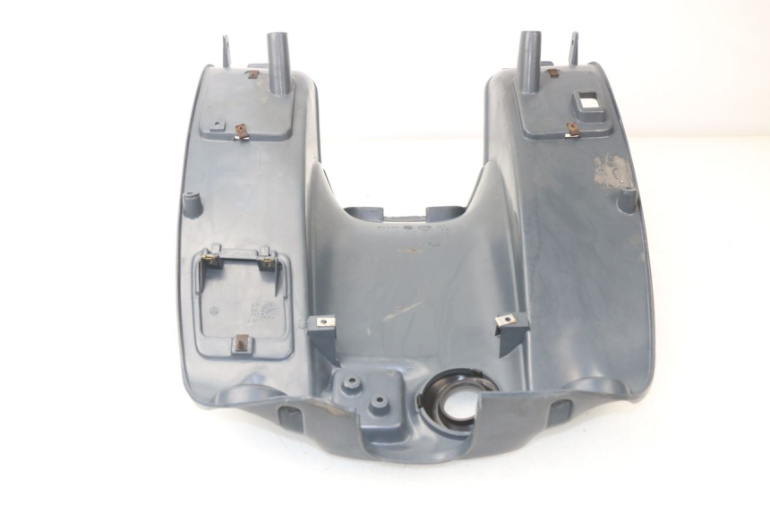 photo de TAPA FRONTAL INTERIOR PIAGGIO HEXAGON LX4 125 (1998 - 2001)