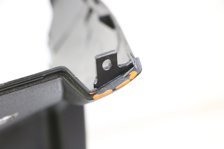 photo de TAPA FRONTAL INTERIOR PIAGGIO MP3 500 (2014 - 2016)