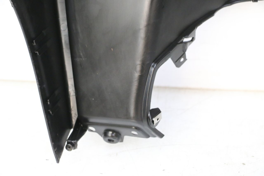 photo de TAPA FRONTAL INTERIOR PIAGGIO MP3 500 (2014 - 2016)