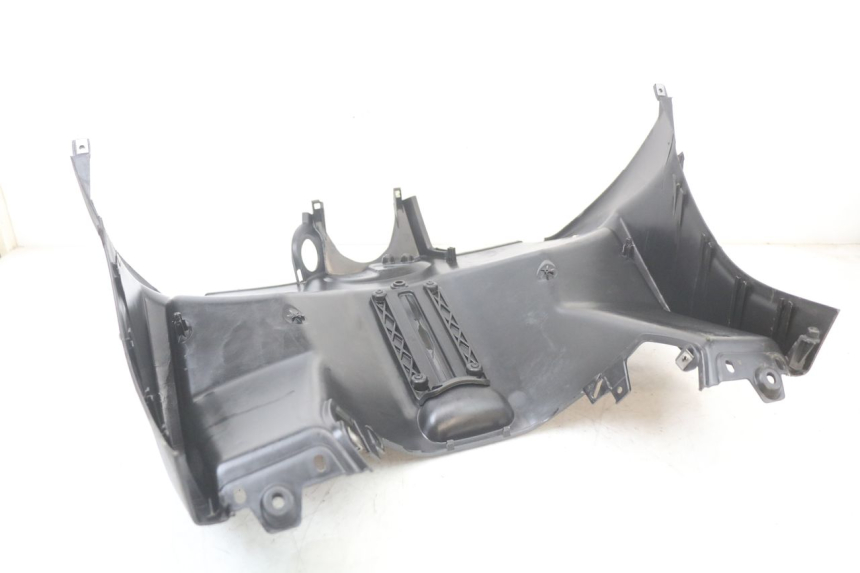 photo de TAPA FRONTAL INTERIOR PIAGGIO MP3 LT 400 (2007 - 2012)