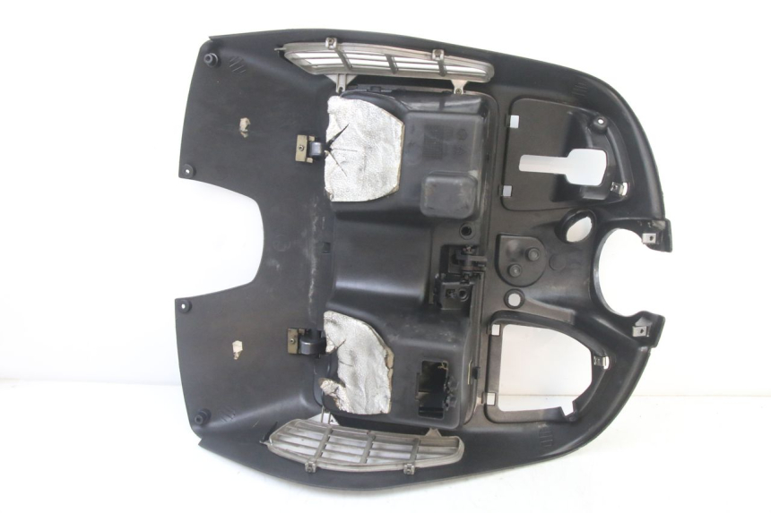 photo de TAPA FRONTAL INTERIOR PIAGGIO VESPA GRANTURISMO 125 (2003 - 2007)