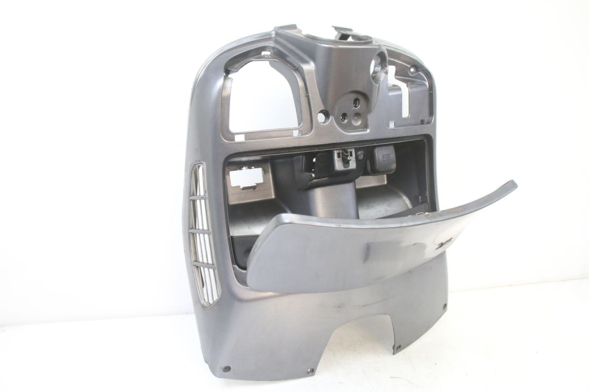 photo de TAPA FRONTAL INTERIOR PIAGGIO VESPA GRANTURISMO 125 (2003 - 2007)