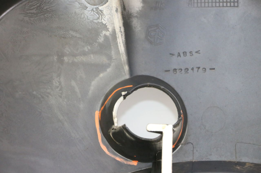 photo de TAPA FRONTAL INTERIOR PIAGGIO VESPA LX 150 (2005 - 2013)